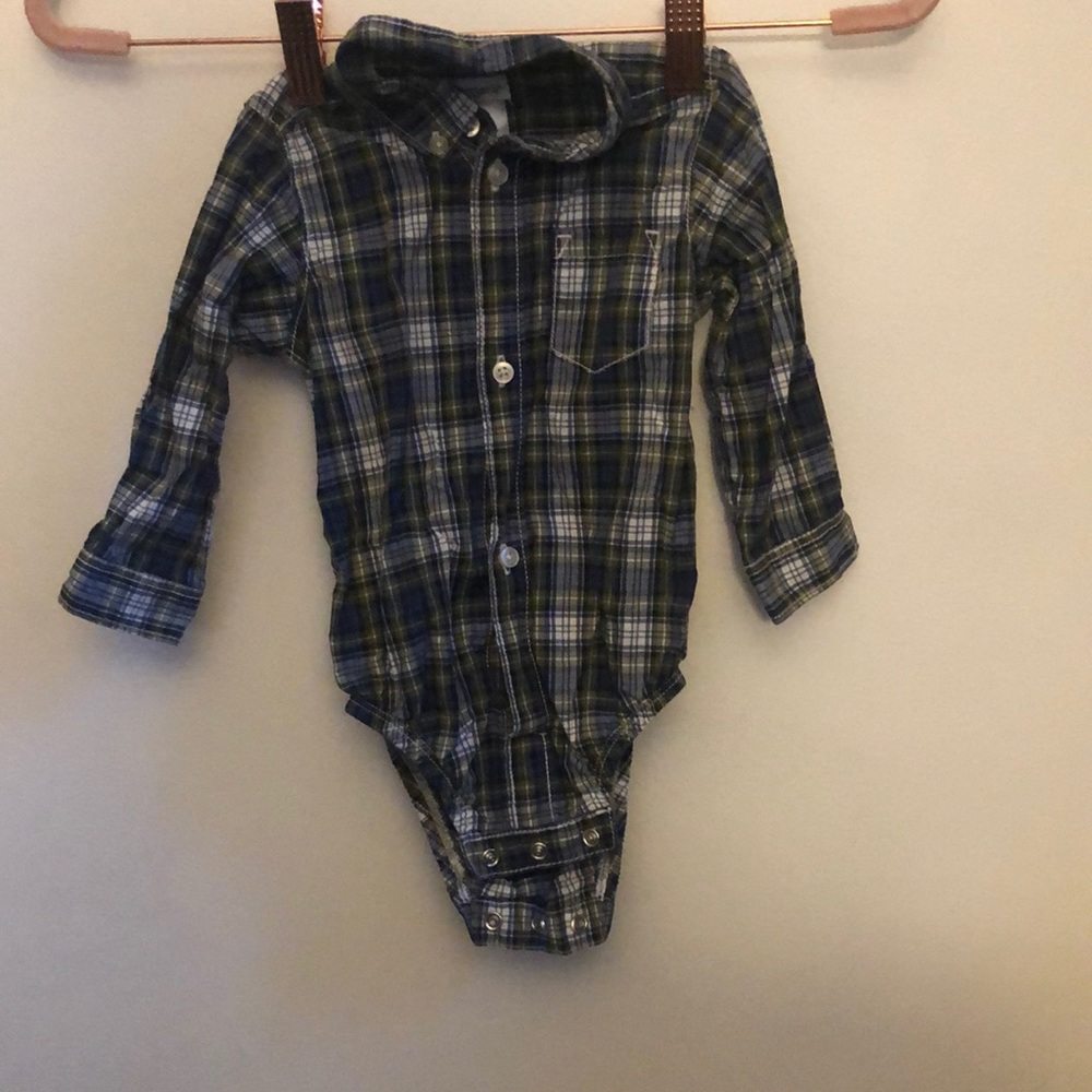 6mo Carter’s button down onesie